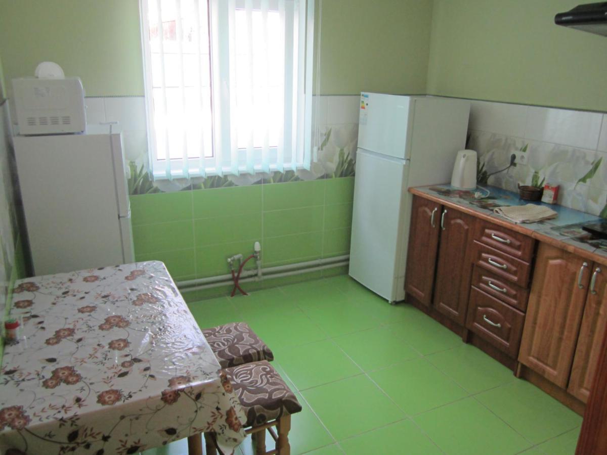 Базилік Hotel Yaremche Ngoại thất bức ảnh