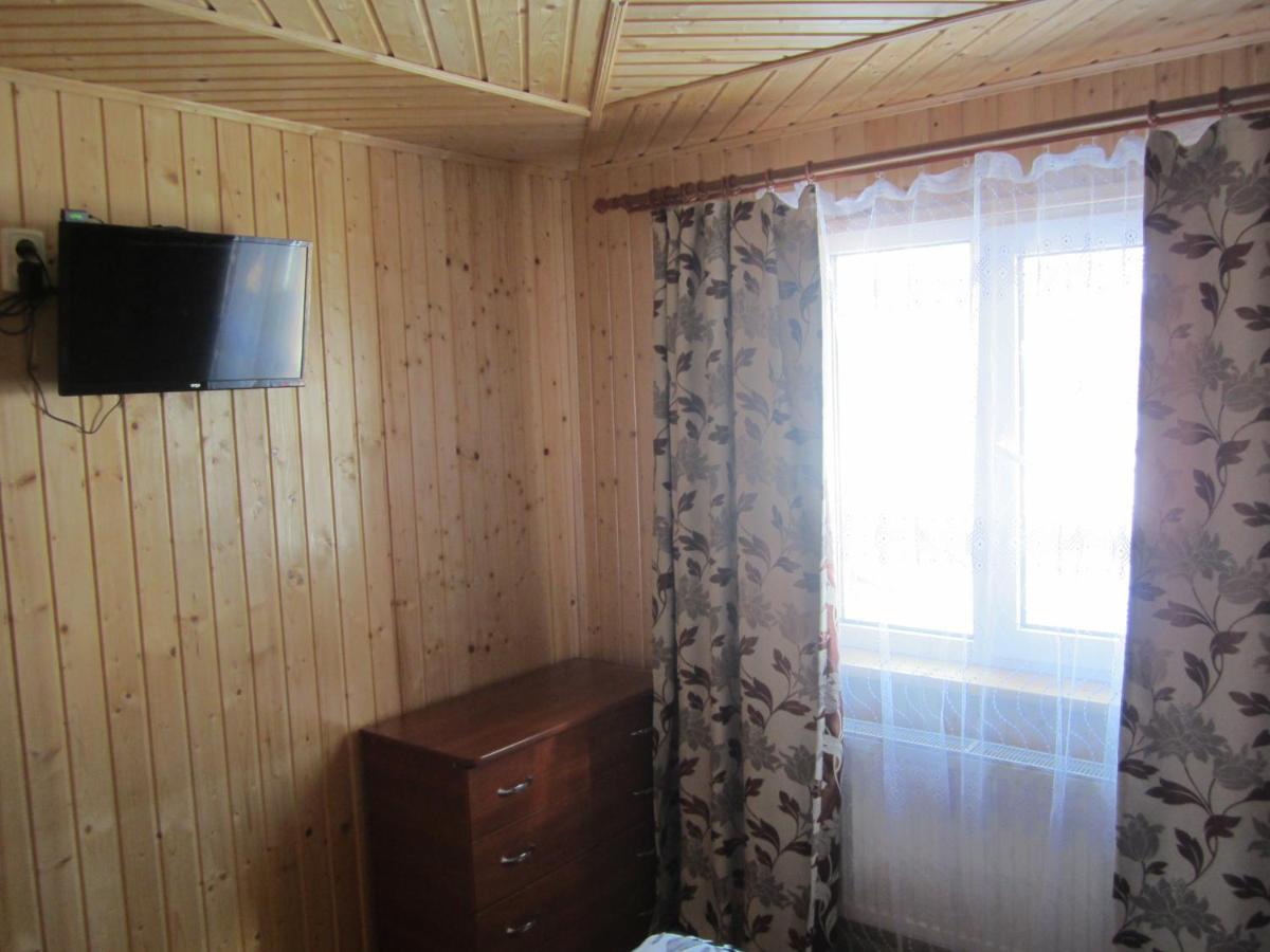 Базилік Hotel Yaremche Ngoại thất bức ảnh