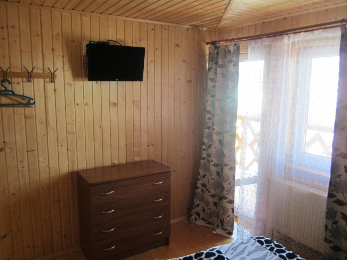 Базилік Hotel Yaremche Ngoại thất bức ảnh