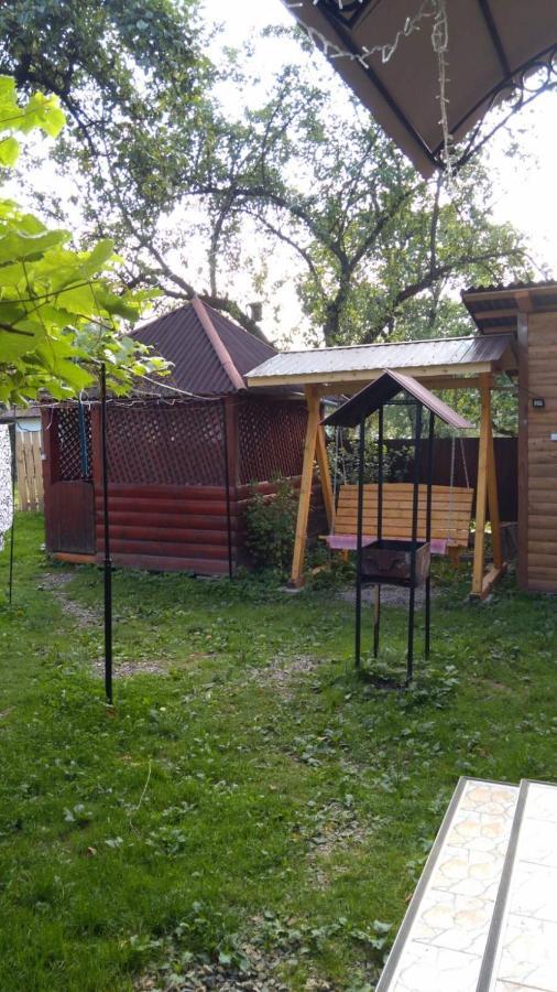 Базилік Hotel Yaremche Ngoại thất bức ảnh